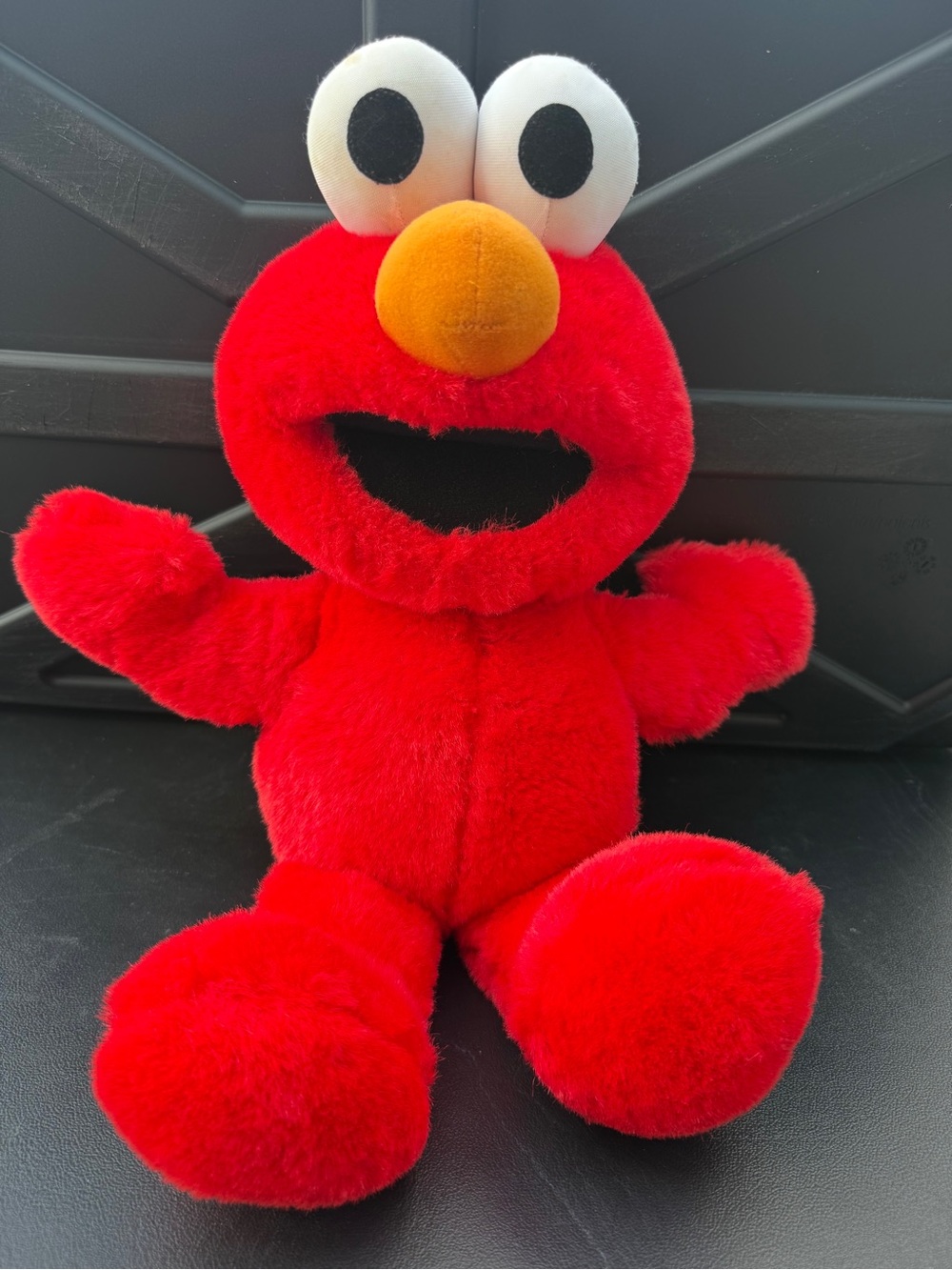 Vintage 1995 TYCO Tickle Me Elmo Original All Working